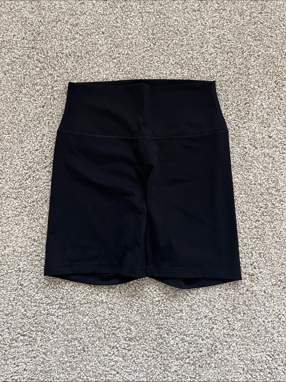 CRZ Yoga Black Butterluxe High Rise Shorts 6" Size S/M